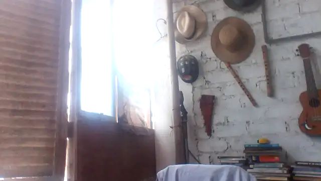 Snapshot of kvr27 chatting on 07.28.26 kvr27 online show from 07.28.26
