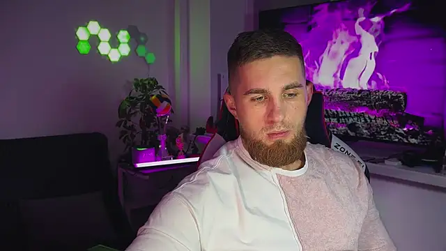 Sweeet  boy online show from 12.22.25