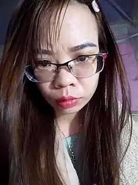 Snapshot of __Mai-love19__ chatting on 02.04.25 Mai-love19 online show from 02.04.25