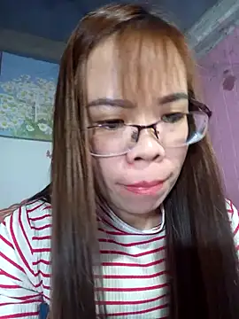 Snapshot of __Mai-love19__ chatting on 02.13.25 Mai-love19 online show from 02.13.25