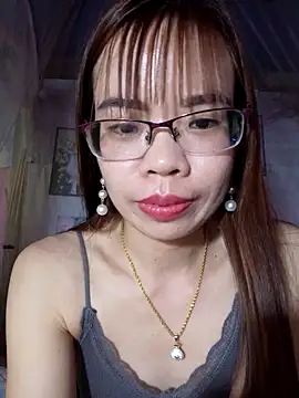 Snapshot of __Mai-love19__ chatting on 03.04.25 Mai-love19 online show from 03.04.25