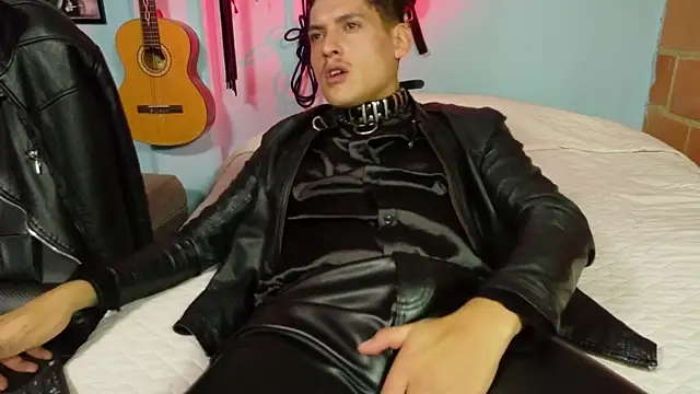 dom2travelersss online show from 05.11.26