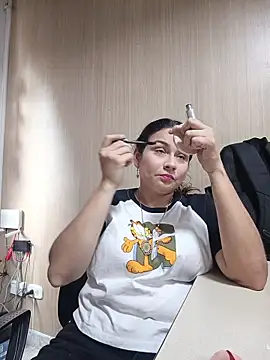 Snapshot of gisellsaenz chatting on 02.20.26 gisellsaenz online show from 02.20.26