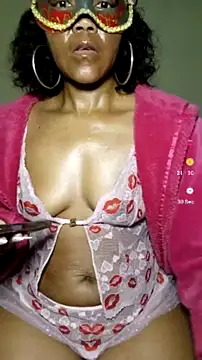 Snapshot of BabySweetDee chatting on 06.26.26 BabySweetDee online show from 06.26.26
