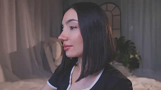 AmyArmstrong online show from 02.28.26