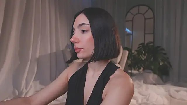 AmyArmstrong online show from 03.04.26