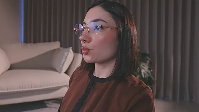AmyArmstrong online show from 08.06.26