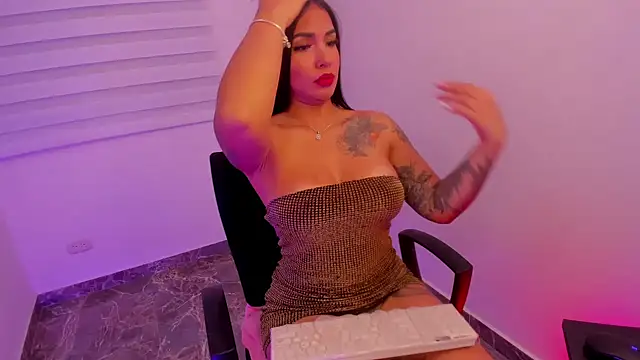 Gypsie velvet1 online show from 11.18.25