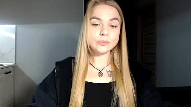 Snapshot of Sunbeam_ chatting on 01.14.25 Sunbeam online show from 01.14.25