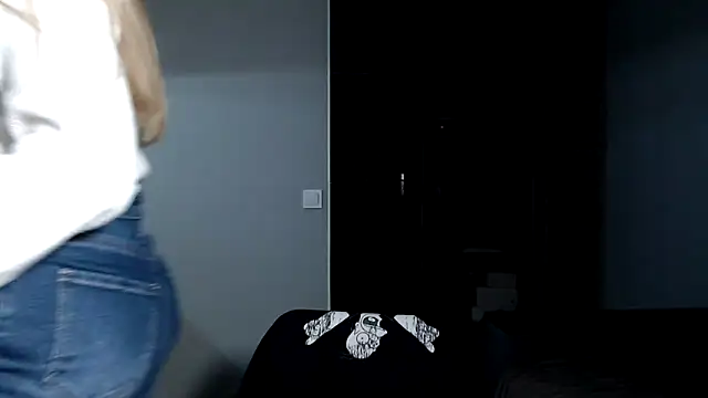 Snapshot of Sunbeam_ chatting on 02.19.25 Sunbeam online show from 02.19.25