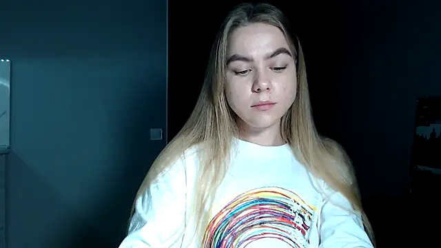 Snapshot of Sunbeam_ chatting on 11.21.25 Sunbeam online show from 11.21.25