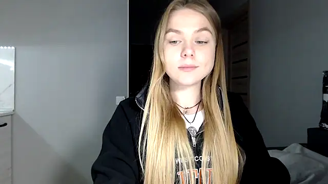 Snapshot of Sunbeam_ chatting on 02.15.26 Sunbeam online show from 02.15.26