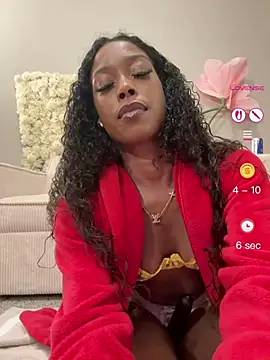 Snapshot of mismialove chatting on 08.05.26 mismialove online show from 08.05.26