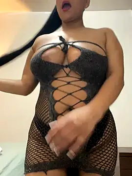 Snapshot of sofia_xxx02 chatting on 10.24.25 sofia xxx02 online show from 10.24.25