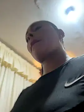 Snapshot of sofia_xxx02 chatting on 12.04.25 sofia xxx02 online show from 12.04.25