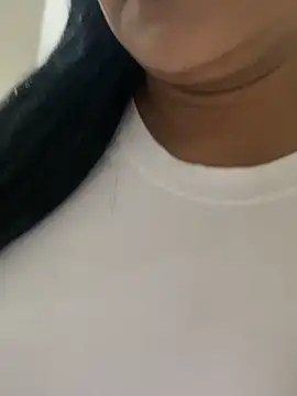 Snapshot of sofia_xxx02 chatting on 03.12.26 sofia xxx02 online show from 03.12.26