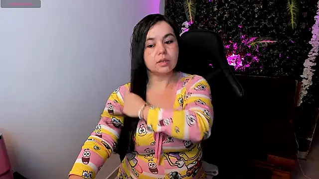 Snapshot of ainohacarter_89 chatting on 03.17.25 ainohacarter 89 online show from 03.17.25