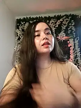 Snapshot of ainohacarter_89 chatting on 12.21.25 ainohacarter 89 online show from 12.21.25