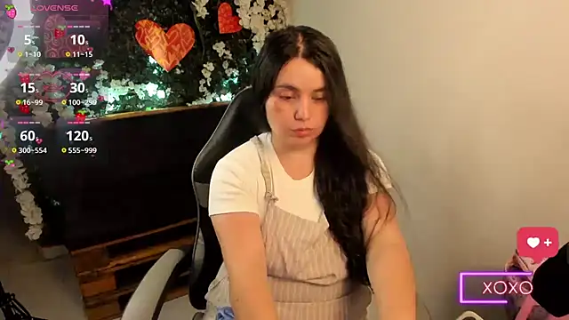 Snapshot of ainohacarter_89 chatting on 03.23.26 ainohacarter 89 online show from 03.23.26